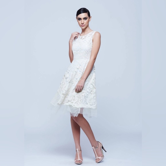 Pankaj And Nidhi Dresses & Skirts - Pankaj & Nidhi White Lace Overlay Mini Dress Sheath Size 4